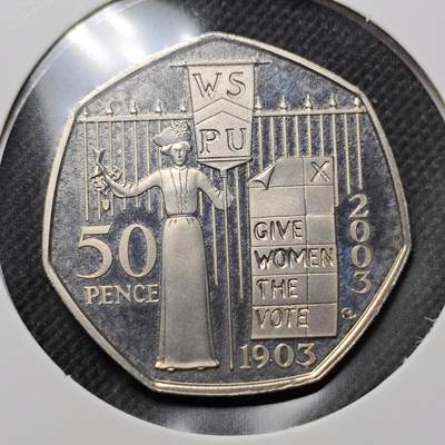 KK钱币收藏小铺 第301期 百期特拍3连拍第3场  周末发货 -  2003英国50便士纪念币 精制币