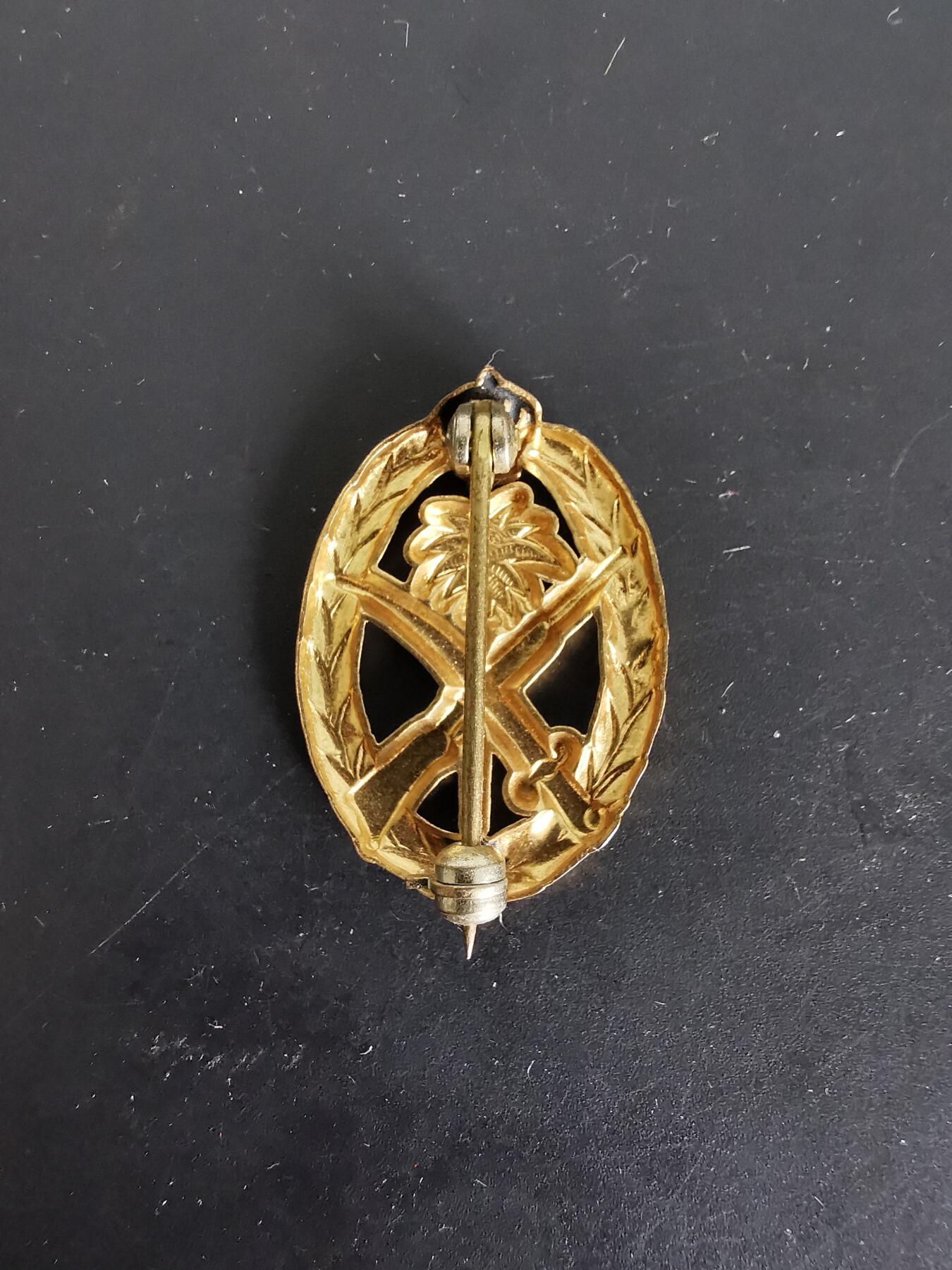 老王徽章第129期