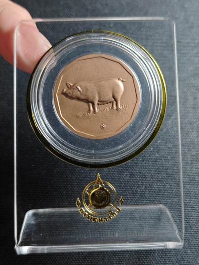 KK钱币收藏小铺 套币 好品/批量散币专场 周末发货 -   泰国造币厂生肖猪 章 摆件