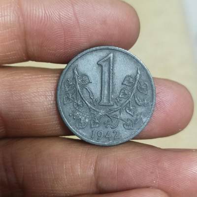 泡泡币外币第五十三场可代拍15038385335微信 - 42年