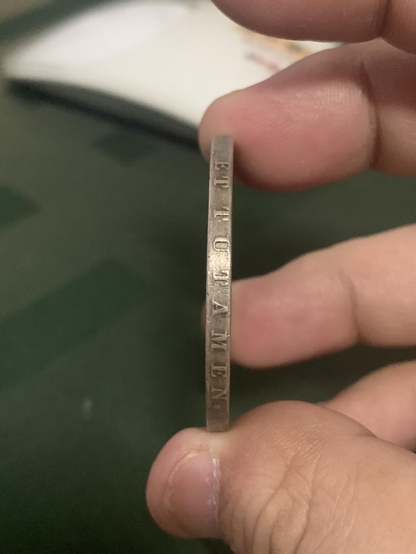 世界钱币限时拍 维多利亚披纱马剑