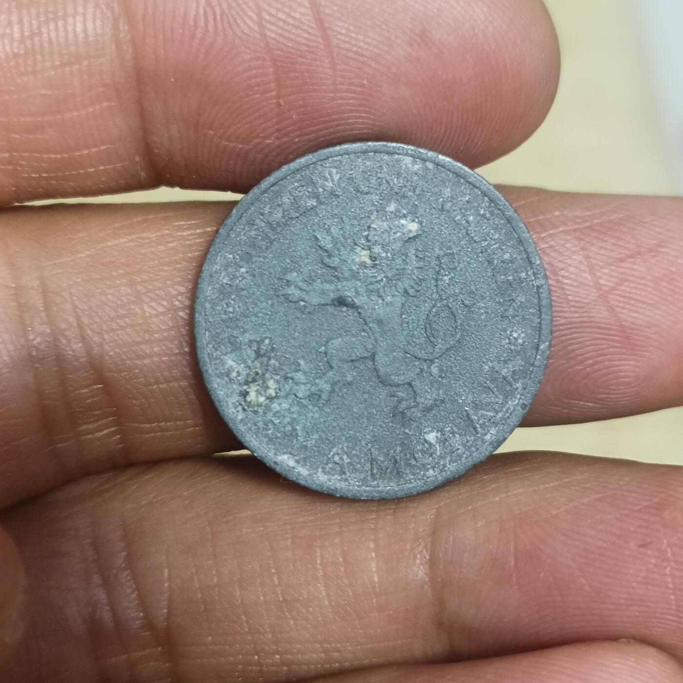 泡泡币外币第五十三场可代拍15038385335微信 42年