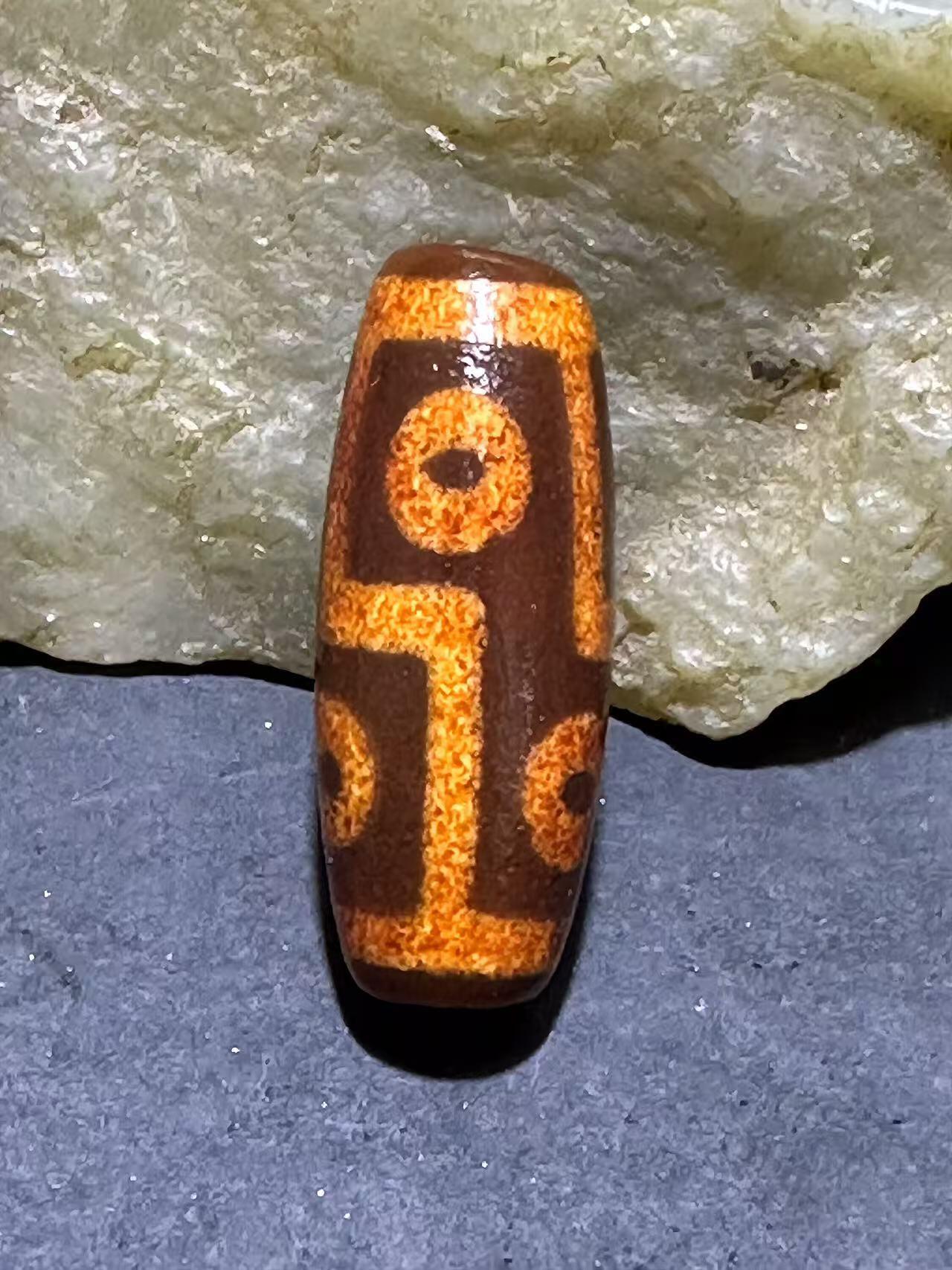 仅此一颗，藏传包浆风化六眼随形天珠一颗