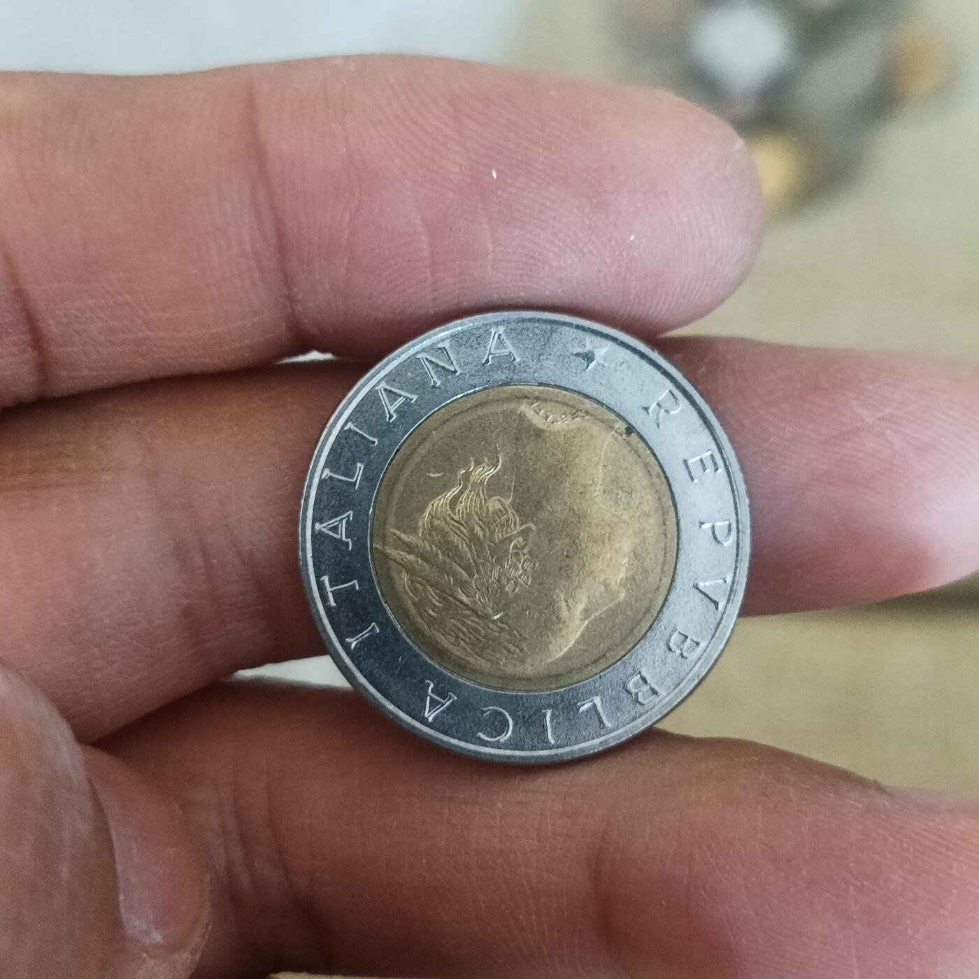 泡泡币外币第五十四场可代拍15038385335微信 意大利纪念币