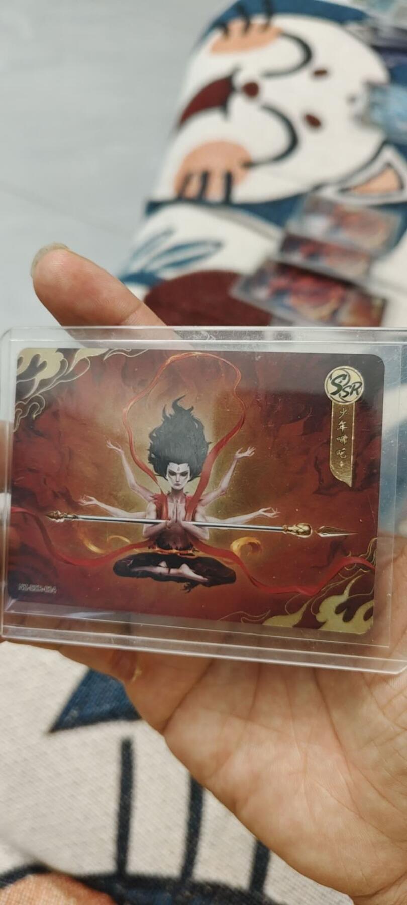 秋原瞳的小店第十六期（火辣辣的夏天，卡游最火哪吒和昆仑万象最火项目激情碰撞） 卡游哪吒隐藏6臂哪吒ssr