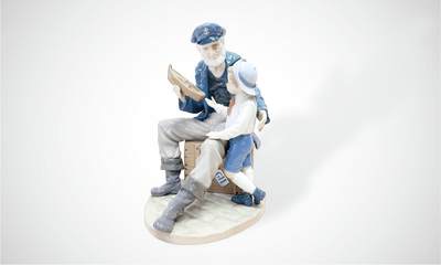 上海拍卖行2025年春季西洋艺术品拍卖会 - 西班牙雅致"船长爷爷的故事"瓷塑摆件(L-size)