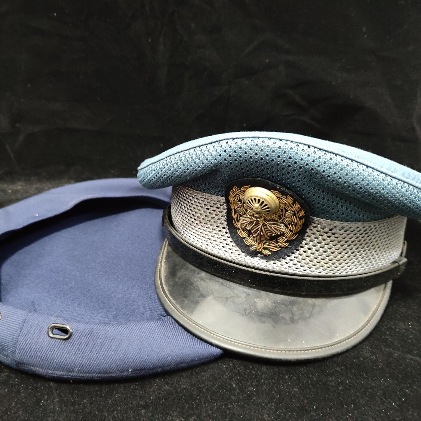 0元起拍勋章 第271期 咸鱼国勋章拍卖专场 6月25日（周三）下午6：00开始 稀少 日本铁道井查大檐帽 带冬季帽罩 55CM