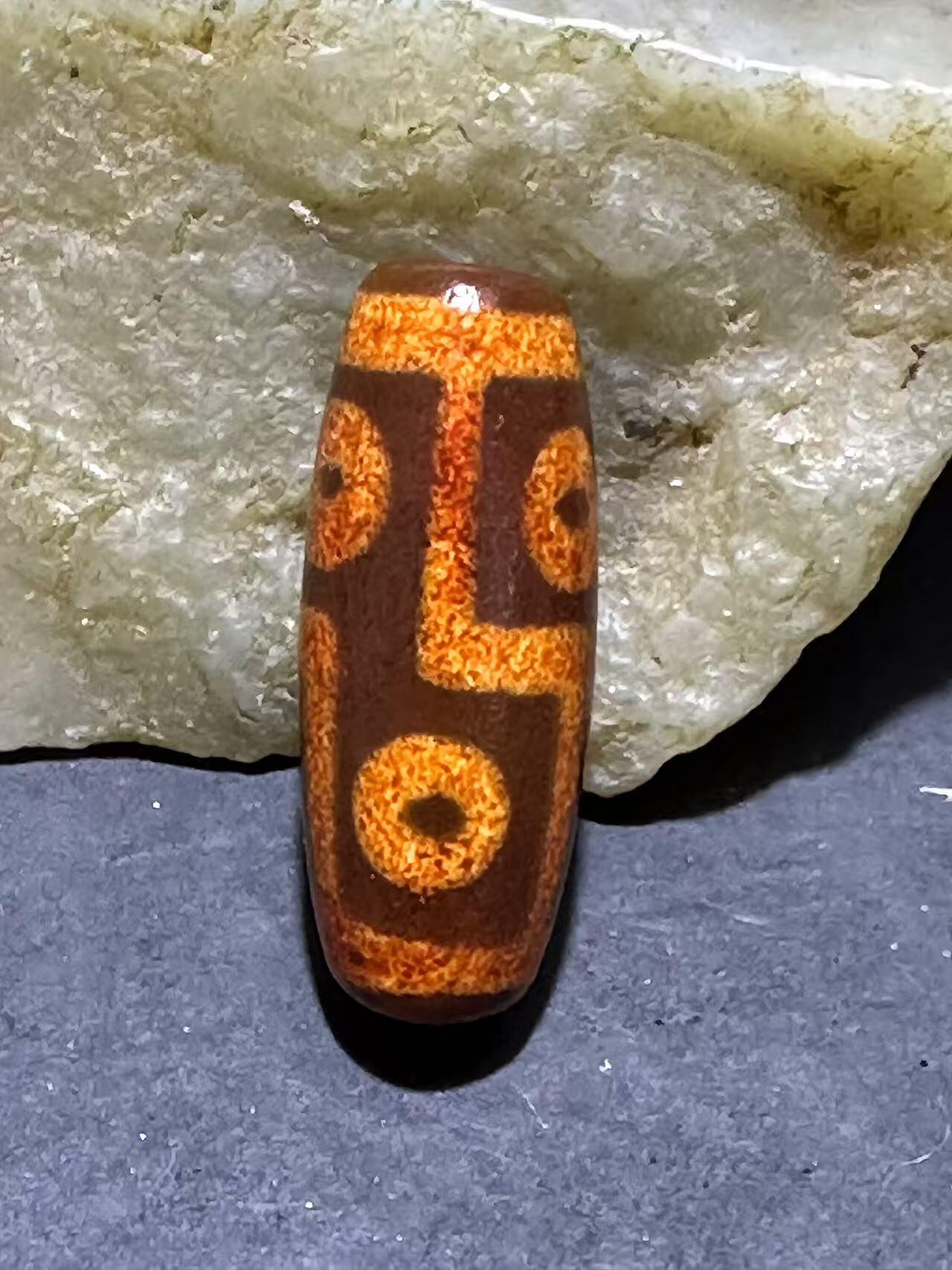 仅此一颗，藏传包浆风化六眼随形天珠一颗
