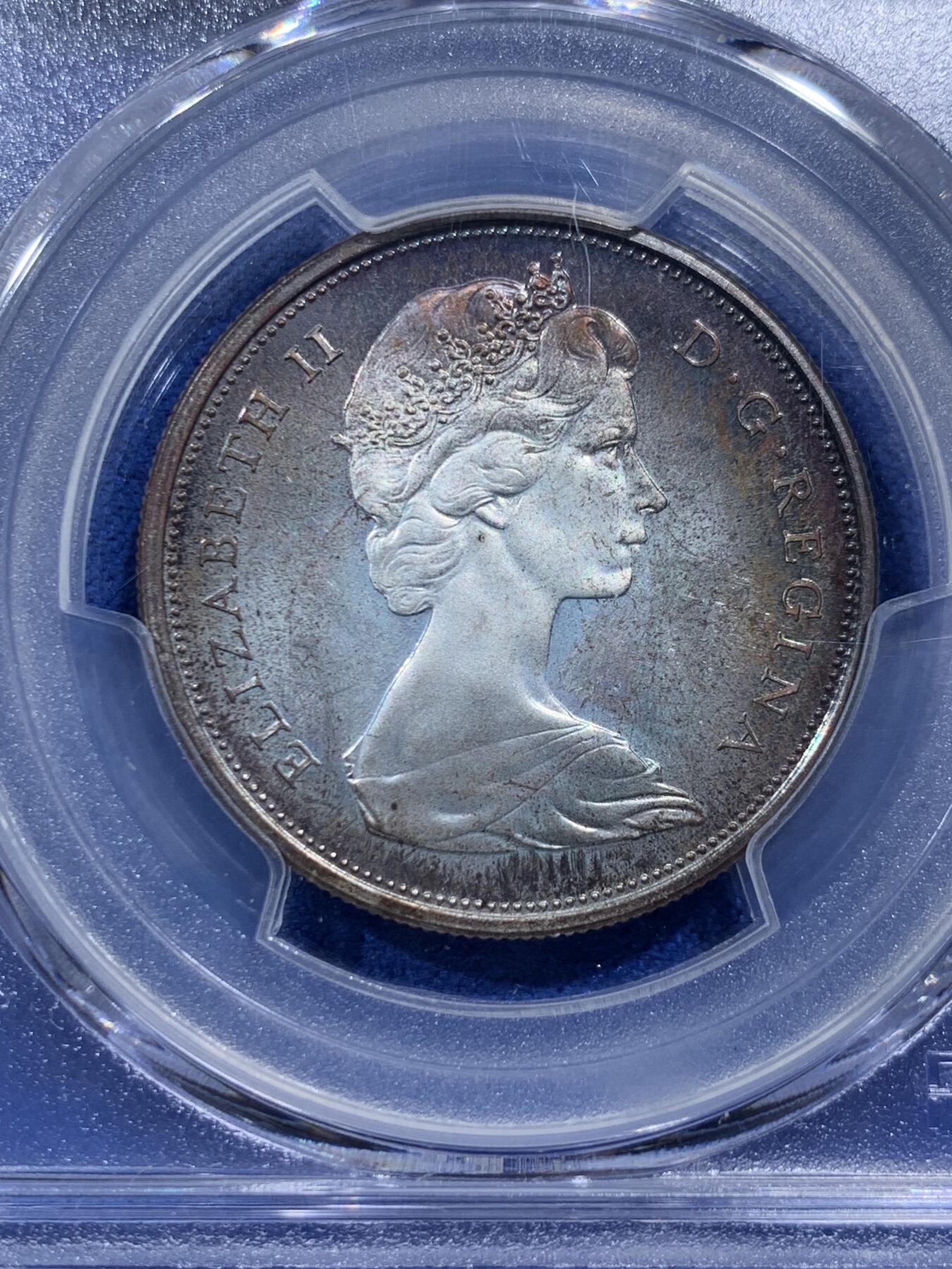 《竞宝斋》第395场 周日，周一，2场连拍 （全场包邮） 四枚一组 PCGS PL65RD/PL64/PL66/PL65 加拿大1967年建国百年1分/10分/25分/50分，PL大多是白币，重彩币还能有镜面感非常难得。3枚银币都是重彩，实物非常漂亮
