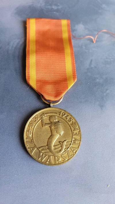 嘉宝良覃世界勋赏第10期拍卖 波兰二战华沙起义奖章