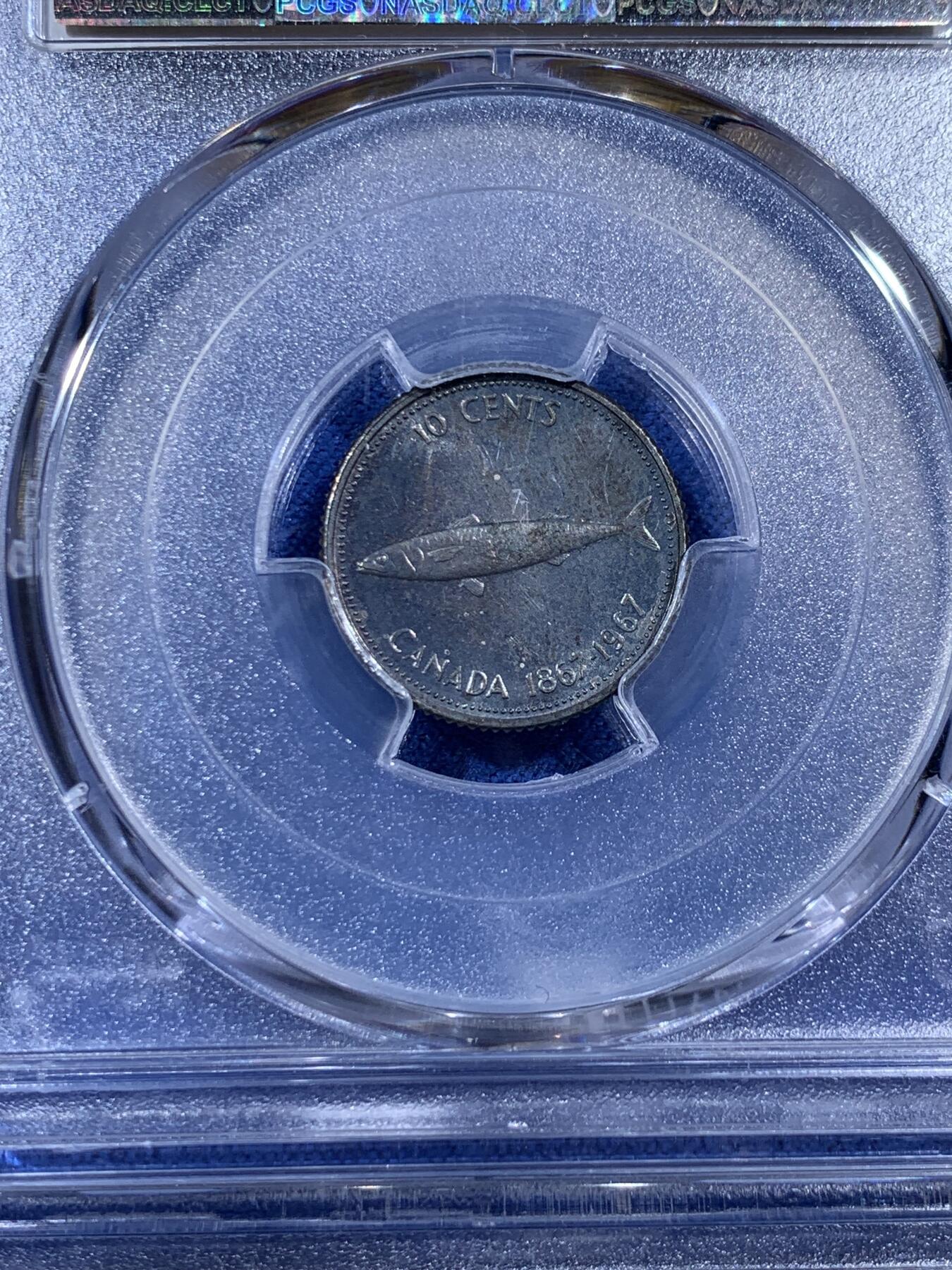 《竞宝斋》第395场 周日，周一，2场连拍 （全场包邮） 四枚一组 PCGS PL65RD/PL64/PL66/PL65 加拿大1967年建国百年1分/10分/25分/50分，PL大多是白币，重彩币还能有镜面感非常难得。3枚银币都是重彩，实物非常漂亮