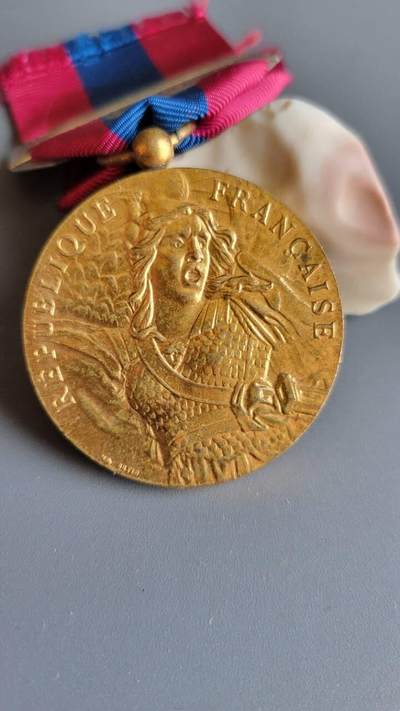 嘉宝良覃世界勋赏第10期拍卖 法国国防服役奖章