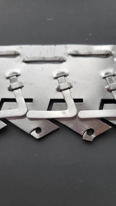 嘉宝良覃世界勋赏第10期拍卖 苏联铝制六连架子