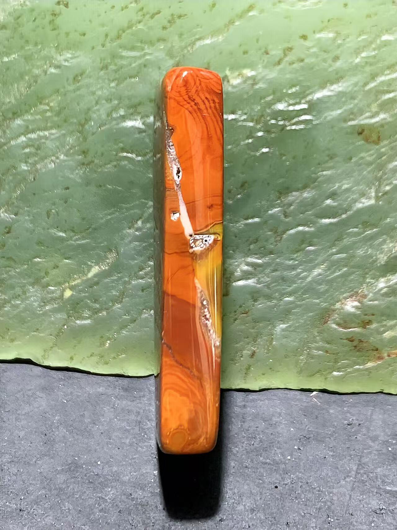 高玉化战国红玛瑙通货吊坠一个，