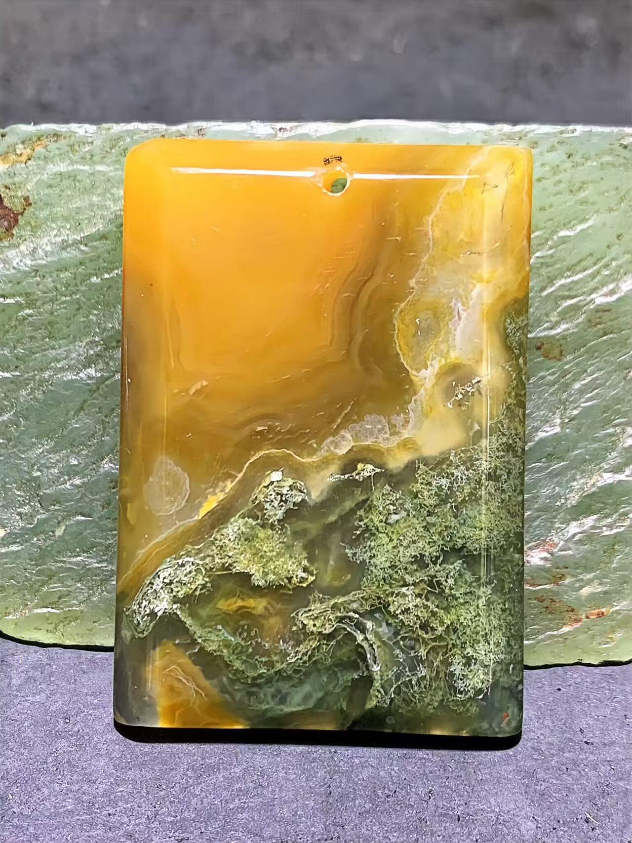 天然双色料水草玛瑙牌子一块，