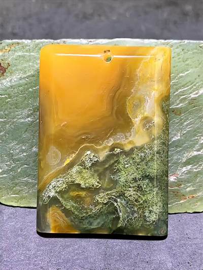 天然双色料水草玛瑙牌子一块， - 天然双色料水草玛瑙牌子一块，