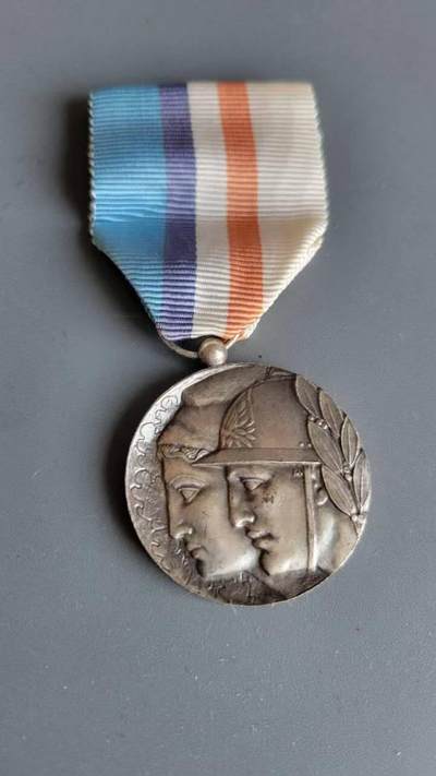 嘉宝良覃世界勋赏第10期拍卖 法国消防服役章