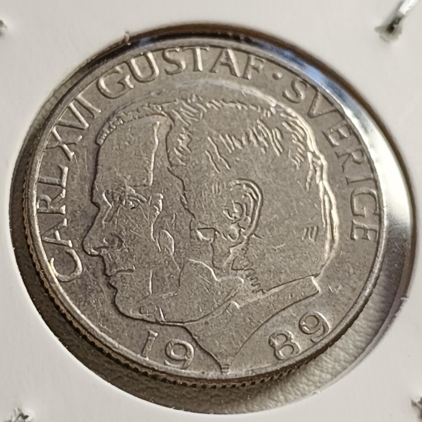 泉币菌-第42场-各国散币 瑞典1989年 古斯塔夫5世 1克朗 铜镍币。25mm