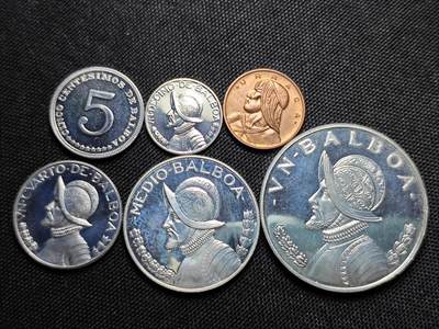 KK钱币收藏小铺 第301期 百期特拍3连拍第3场  周末发货 - 1970巴拿马大小面值清年一套 精制币 含1/2巴波亚1巴波亚银币2枚！ 
