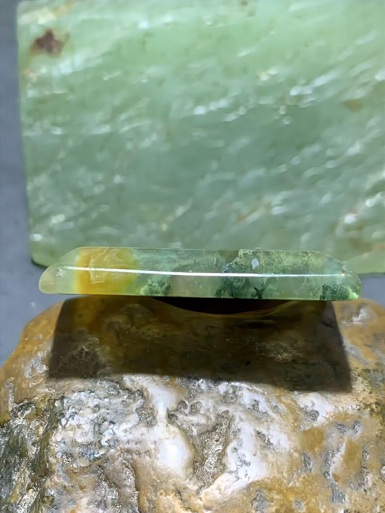 天然双色料水草玛瑙牌子一块，