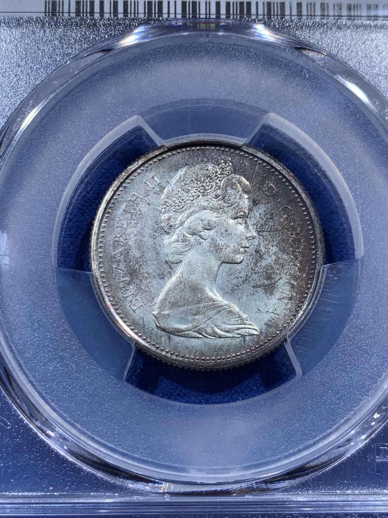 《竞宝斋》第395场 周日，周一，2场连拍 （全场包邮） 四枚一组 PCGS PL65RD/PL64/PL66/PL65 加拿大1967年建国百年1分/10分/25分/50分，PL大多是白币，重彩币还能有镜面感非常难得。3枚银币都是重彩，实物非常漂亮