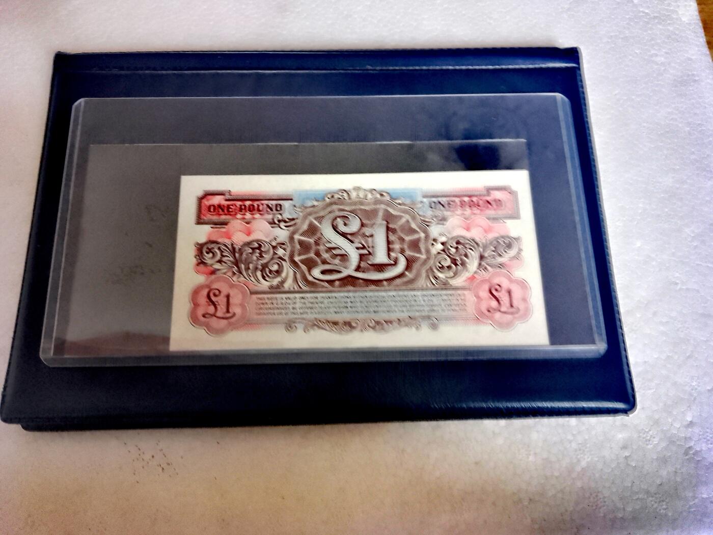 英国1950/1962年1磅靓品军票纸币一对