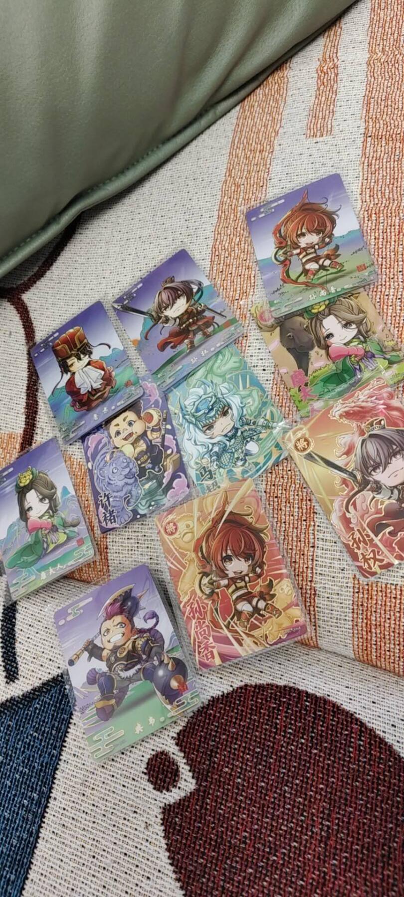 秋原瞳的小店第十六期（火辣辣的夏天，卡游最火哪吒和昆仑万象最火项目激情碰撞） 卡游三国萌将卡10张原膜，