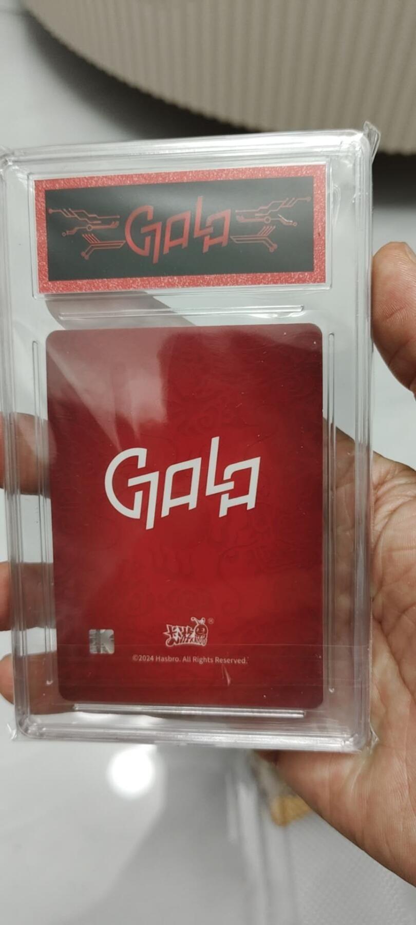秋原瞳的小店第十六期（火辣辣的夏天，卡游最火哪吒和昆仑万象最火项目激情碰撞） 卡游将来大黄蜂平行卡红背