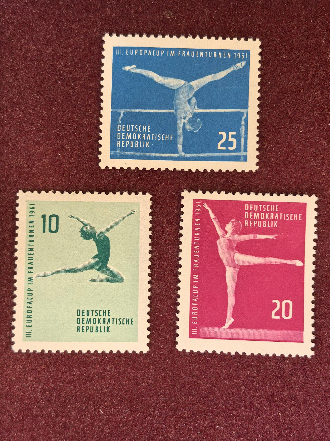 联合阁邮币社™ ——“精品多国邮票” 东德1961年第3届欧洲女子体操赛 3全 (背有掉胶)