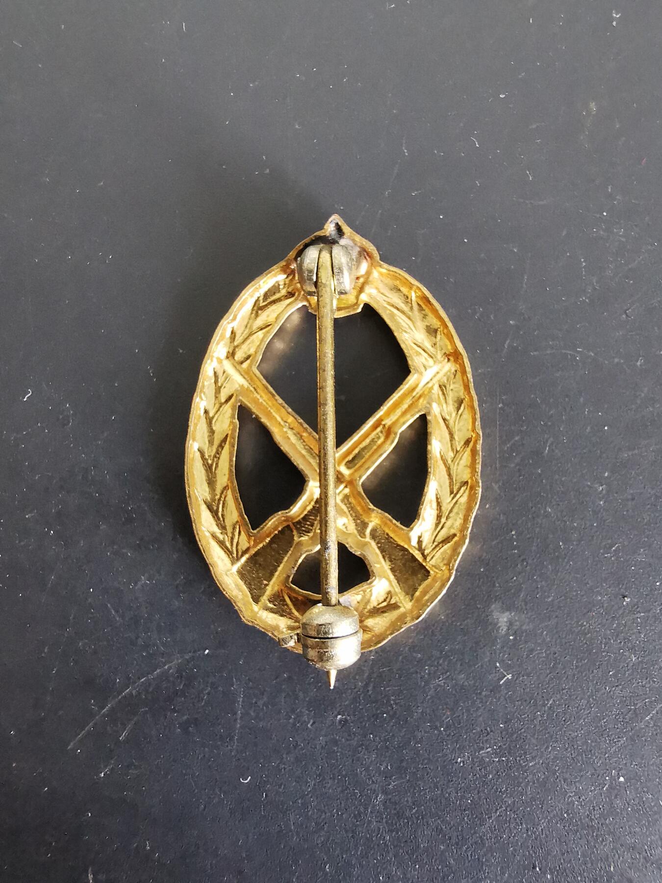 老王徽章第130期