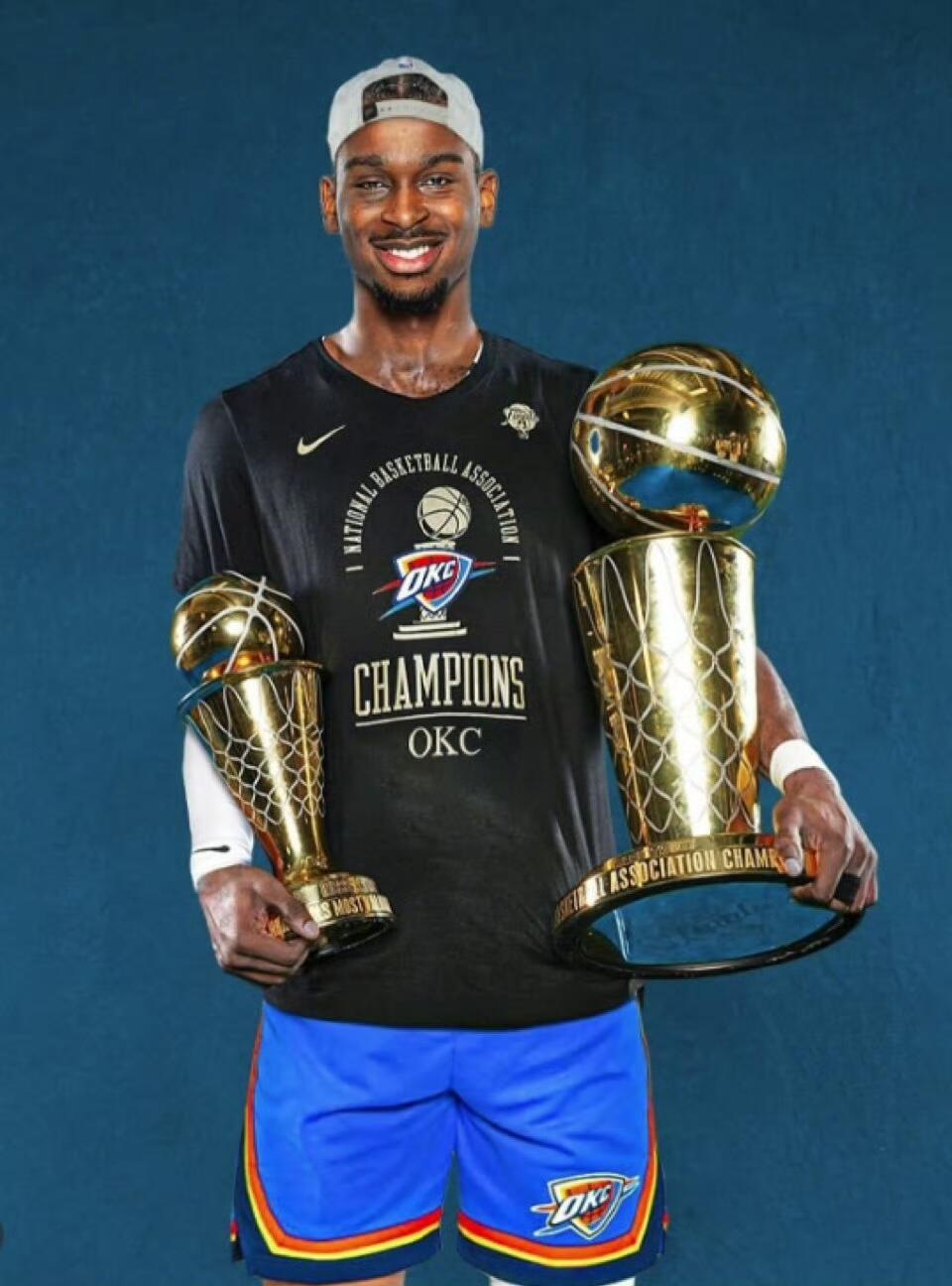 零元拍：NBA新科总冠军俄克拉荷马城雷霆队核心谢伊-吉尔杰斯-亚历山大亲签雷霆队NIKE 联盟限定球衣，本尊尺码，必入之选！