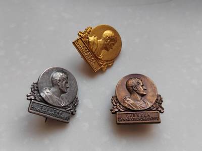 第一期欧陆勋赏小拍 瑞典斯堪尼亚GYM徽章金银铜一套