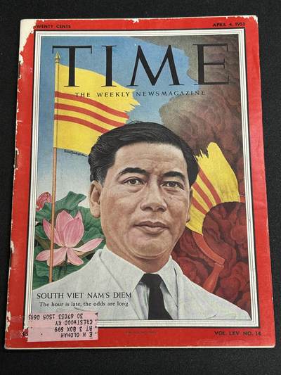 西秦中古拍卖第四十九期 - 原品《时代》1955年4月4日号 封面人物南越领导人吴庭艳 1955年初，法属印度支那解散，吴廷琰的南越代表团没有在协定上签字，以表示拒绝承认越盟的合法地位。同年，吴廷琰已经在美国的帮助下除掉了政府内部的反对势力，平定了南越国内的各种教派武装，巩固了自己的首相地位，真正意义上掌握了越南国的国家大权，成为实际上的统治者