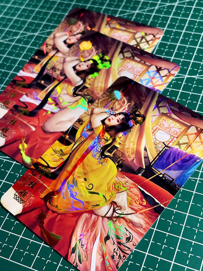 显眼宝20期 这次搞多一点 - 青鸾殿卡牌 早期  金瓶梅 李桂姐  超美绳含艺术 一套三张  稀有晚霞闪