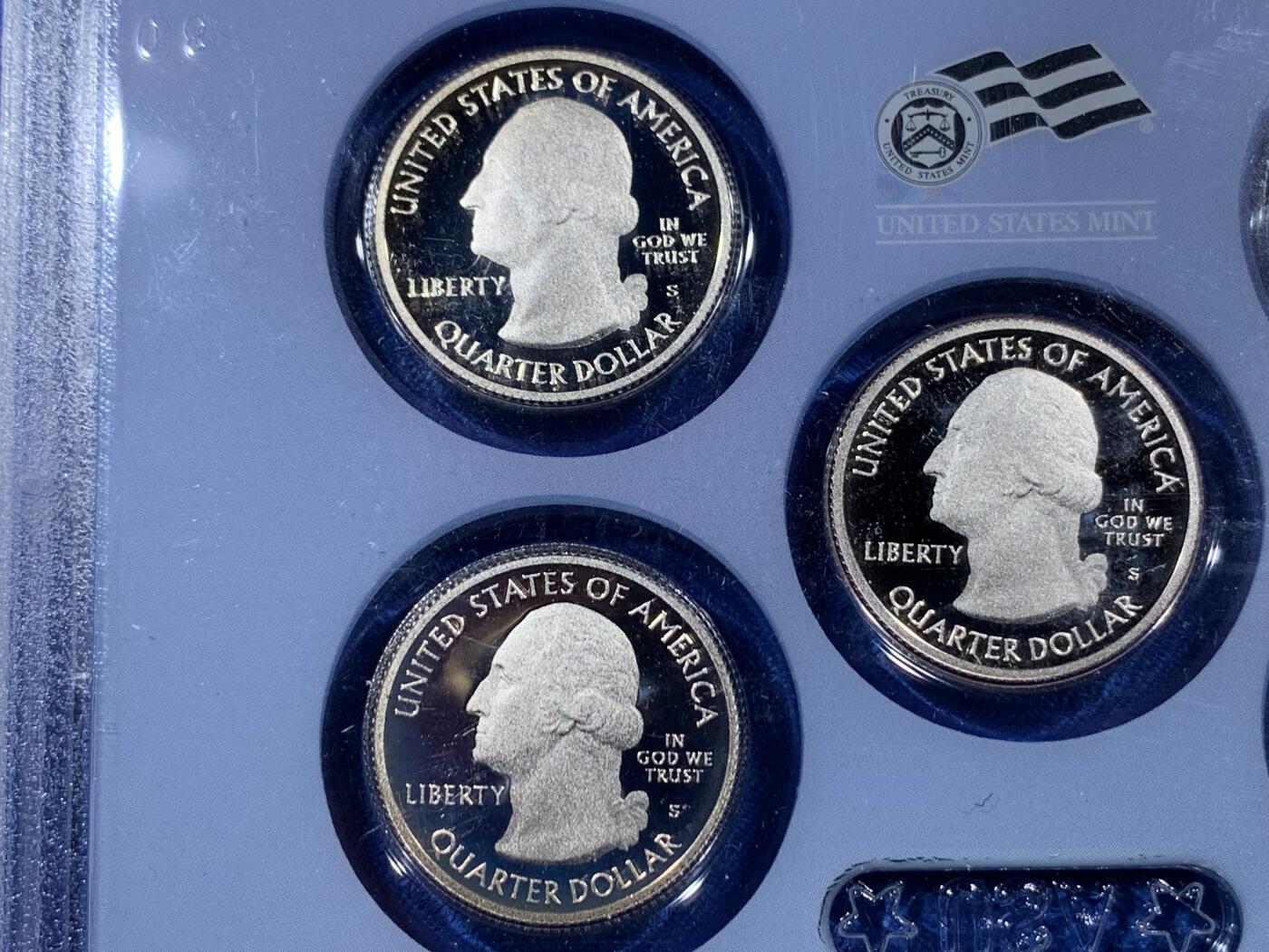 《竞宝斋》第396场 周日，周一，2场连拍 （全场包邮） 美国2010年精制套币，品相好。