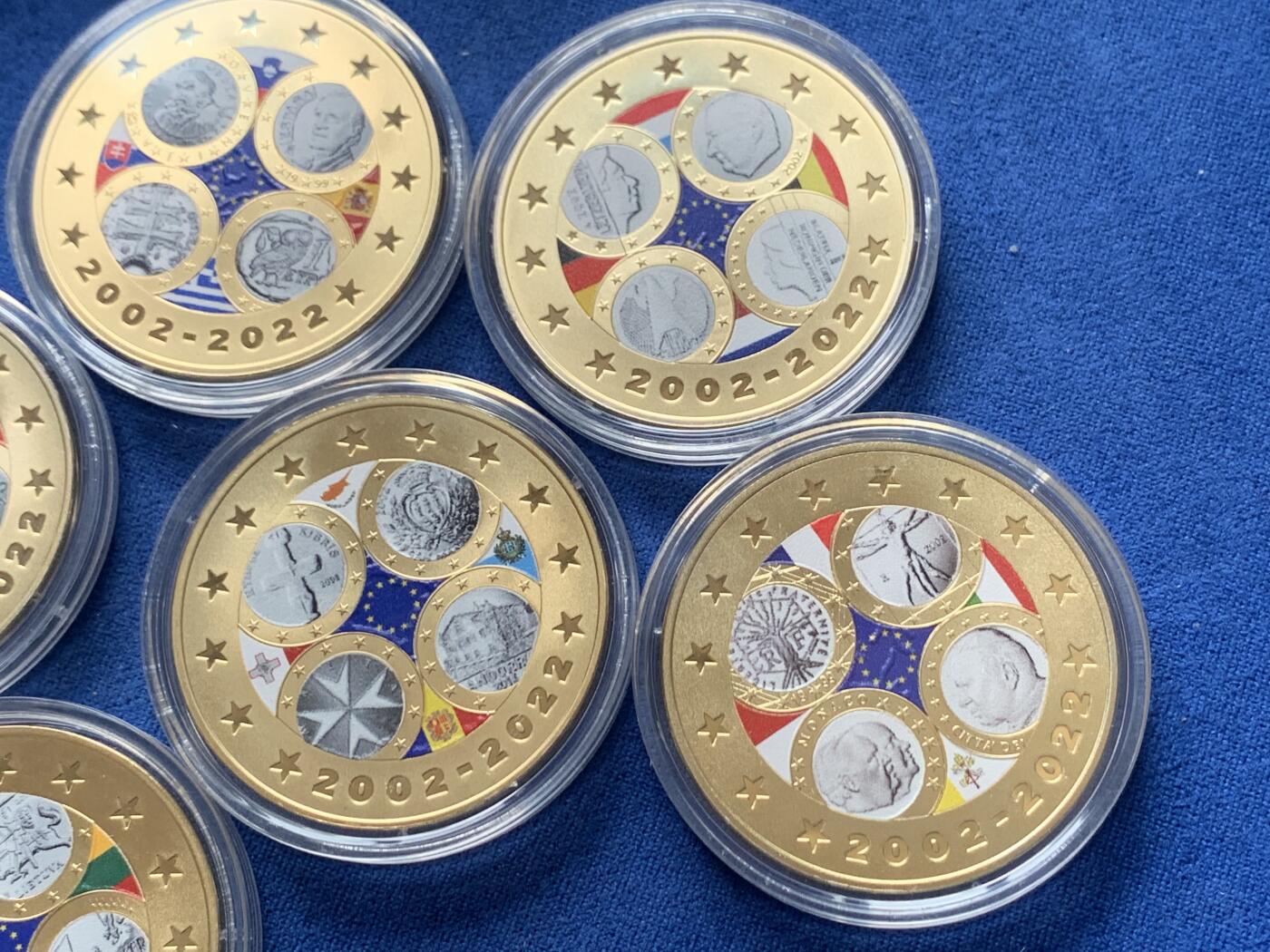 《竞宝斋》第396场 周日，周一，2场连拍 （全场包邮） 六枚一组 庆祝欧元20周年纪念章 2022年是欧元之年