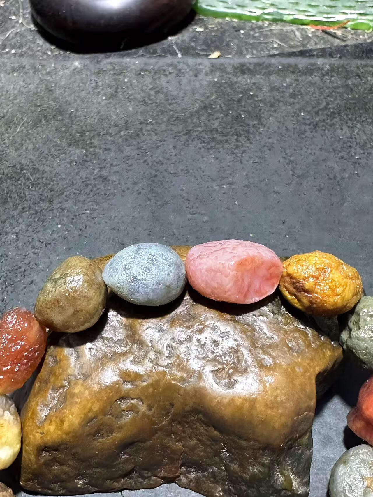 精美阿拉善多宝筋脉石原石手串一条，