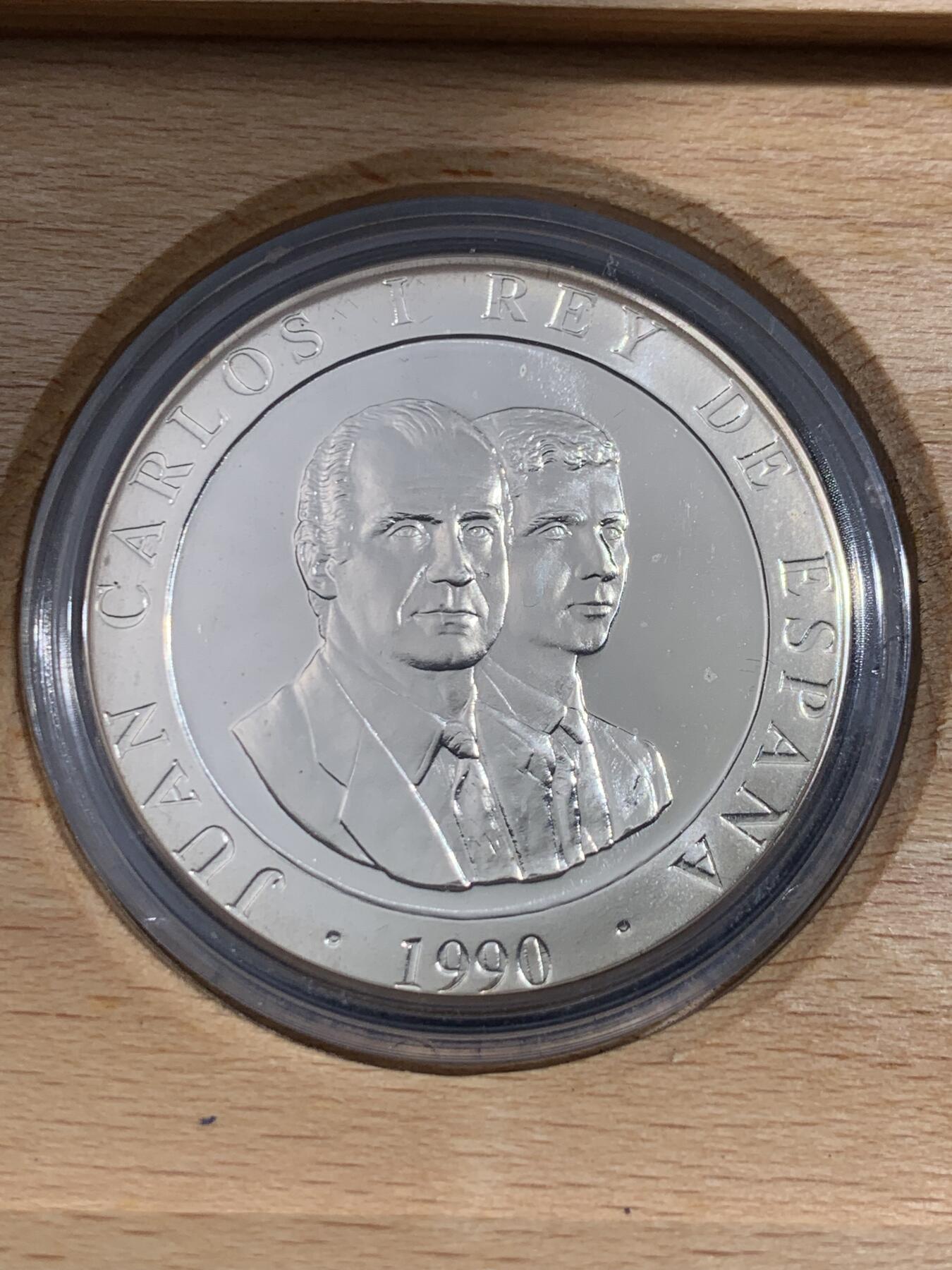 《竞宝斋》第397场 周日，周一，2场连拍 （全场包邮） 西班牙1992年 巴塞罗那奥运 篮球 2000比塞塔精制大银币 27克 925银