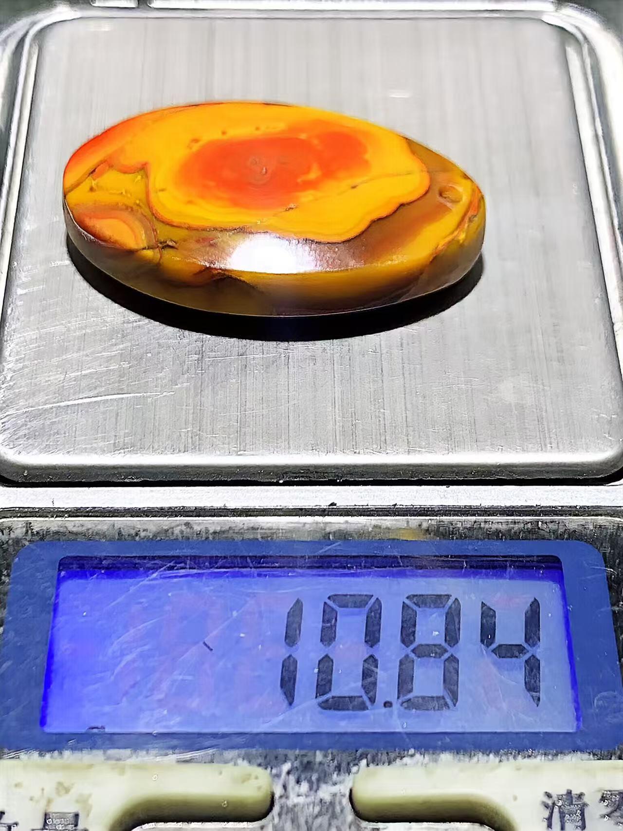 高玉化天眼纹战国红玛瑙通货吊坠一个