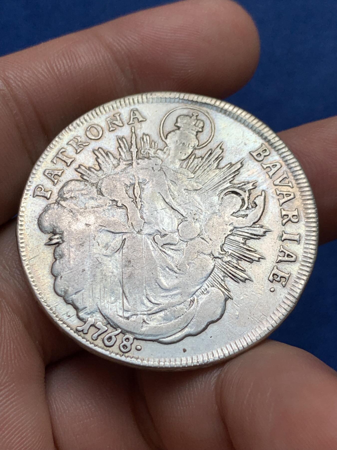 《竞宝斋》第396场 周日，周一，2场连拍 （全场包邮） 1768年马克西米连三世.约瑟夫圣母抱婴塔勒 有焊接痕迹