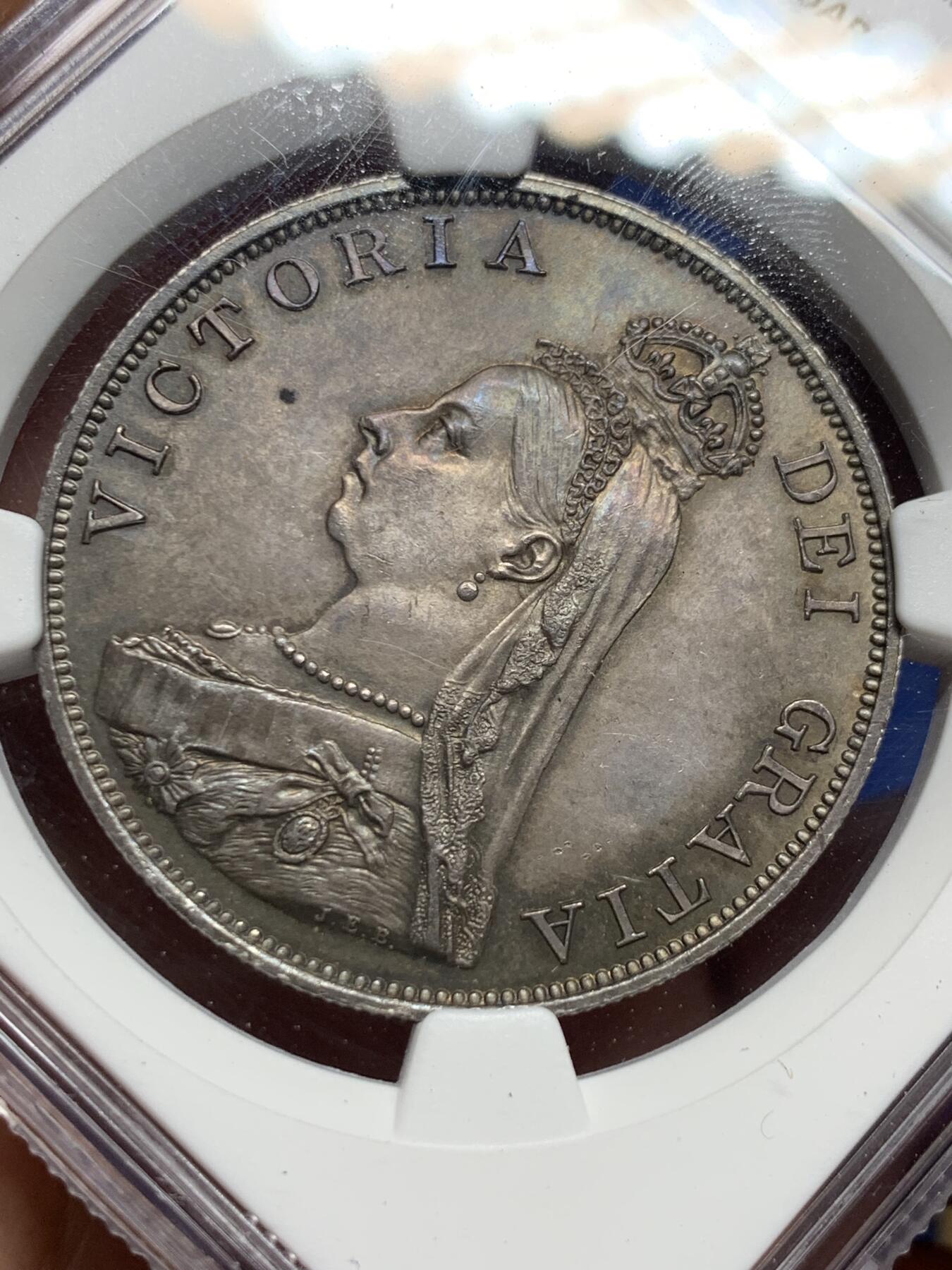 《竞宝斋》第396场 周日，周一，2场连拍 （全场包邮） NGC MS64 英国 1887 维多利亚双弗洛林银币   深峻初打  细节极佳  英伦深五彩包浆