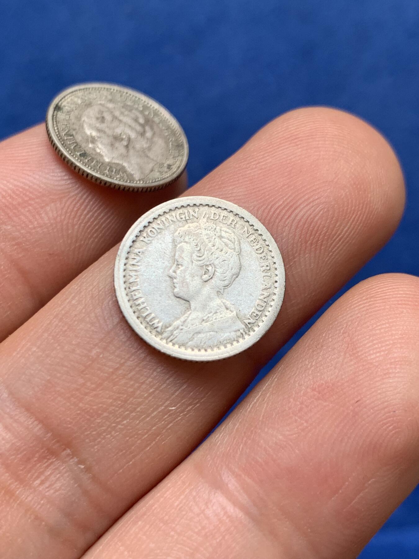 《竞宝斋》第396场 周日，周一，2场连拍 （全场包邮） 两枚一组 荷兰威廉明娜10分银币