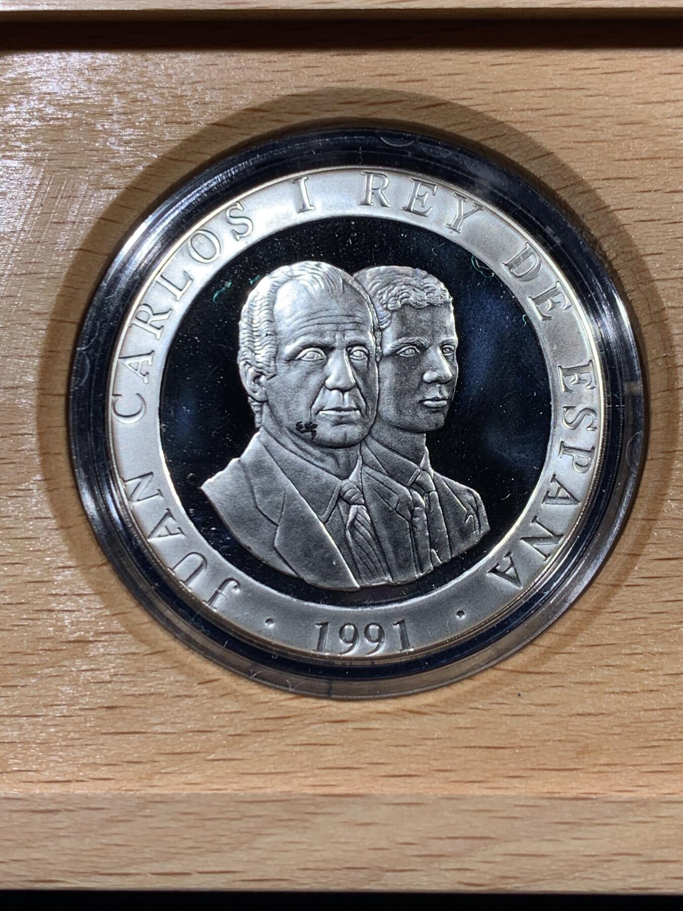 《竞宝斋》第396场 周日，周一，2场连拍 （全场包邮） 西班牙1991年纪念1992年巴塞罗那夏季奥运会-保龄球2000比塞塔银币 925银 27克 带盒证