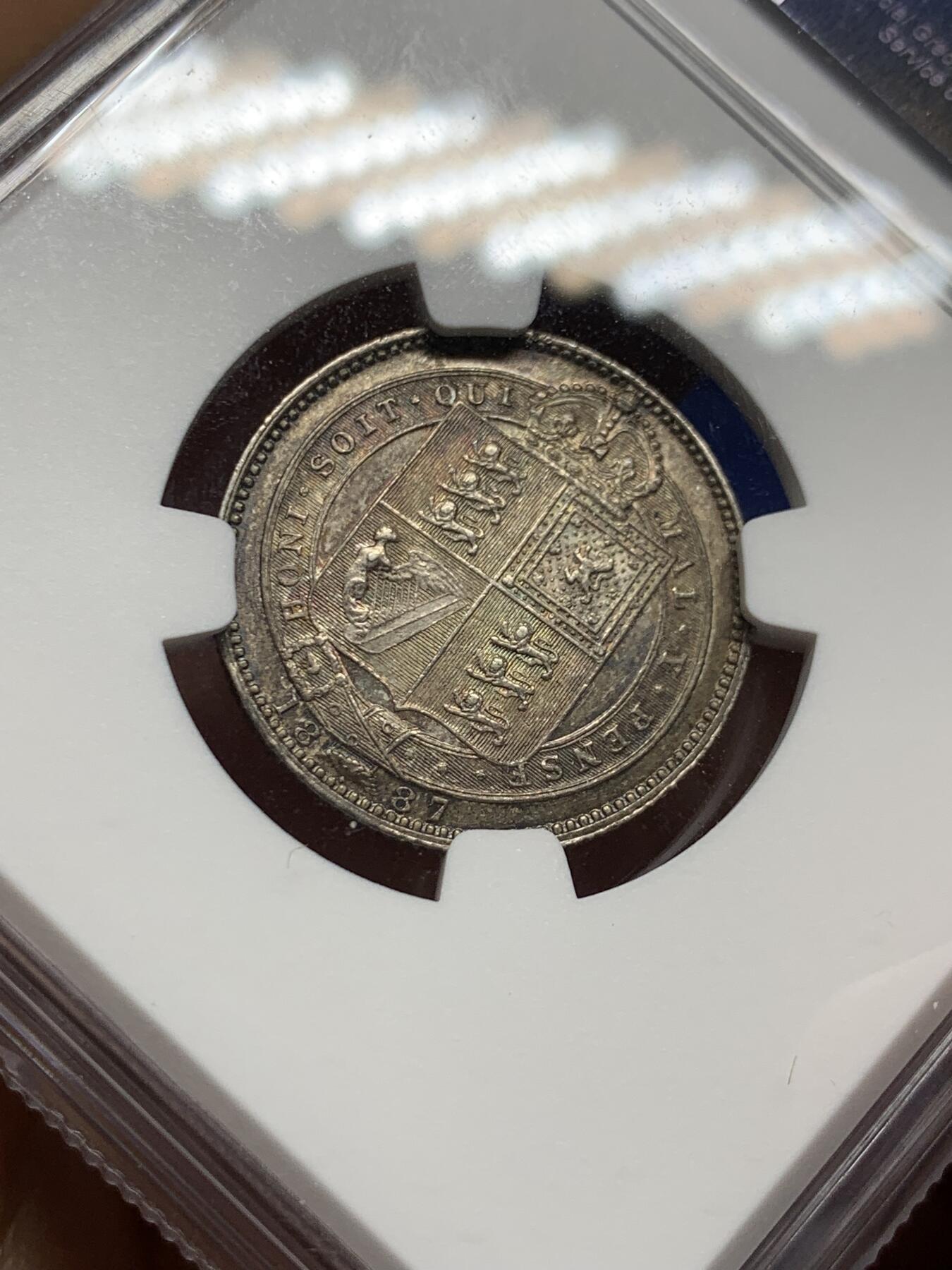 《竞宝斋》第397场 周日，周一，2场连拍 （全场包邮） NGC MS62 英国 1887 维多利亚高冠1先令银币，原始灰包浆