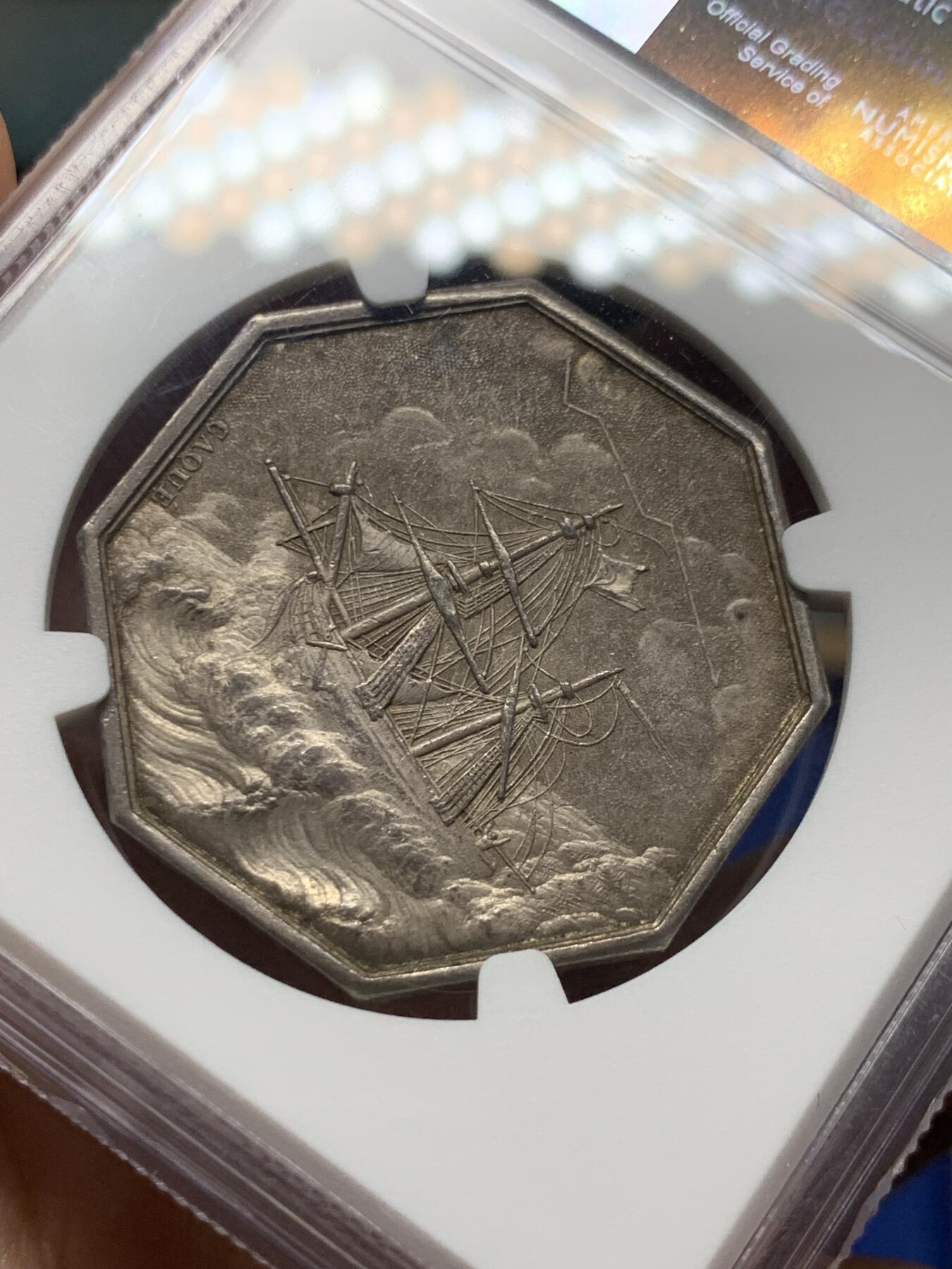 《竞宝斋》第397场 周日，周一，2场连拍 （全场包邮） NGC AU55 法国海妖美人鱼八角银章代用币 名誉品 法国八角目录封面作品 五彩包浆 非常迷人