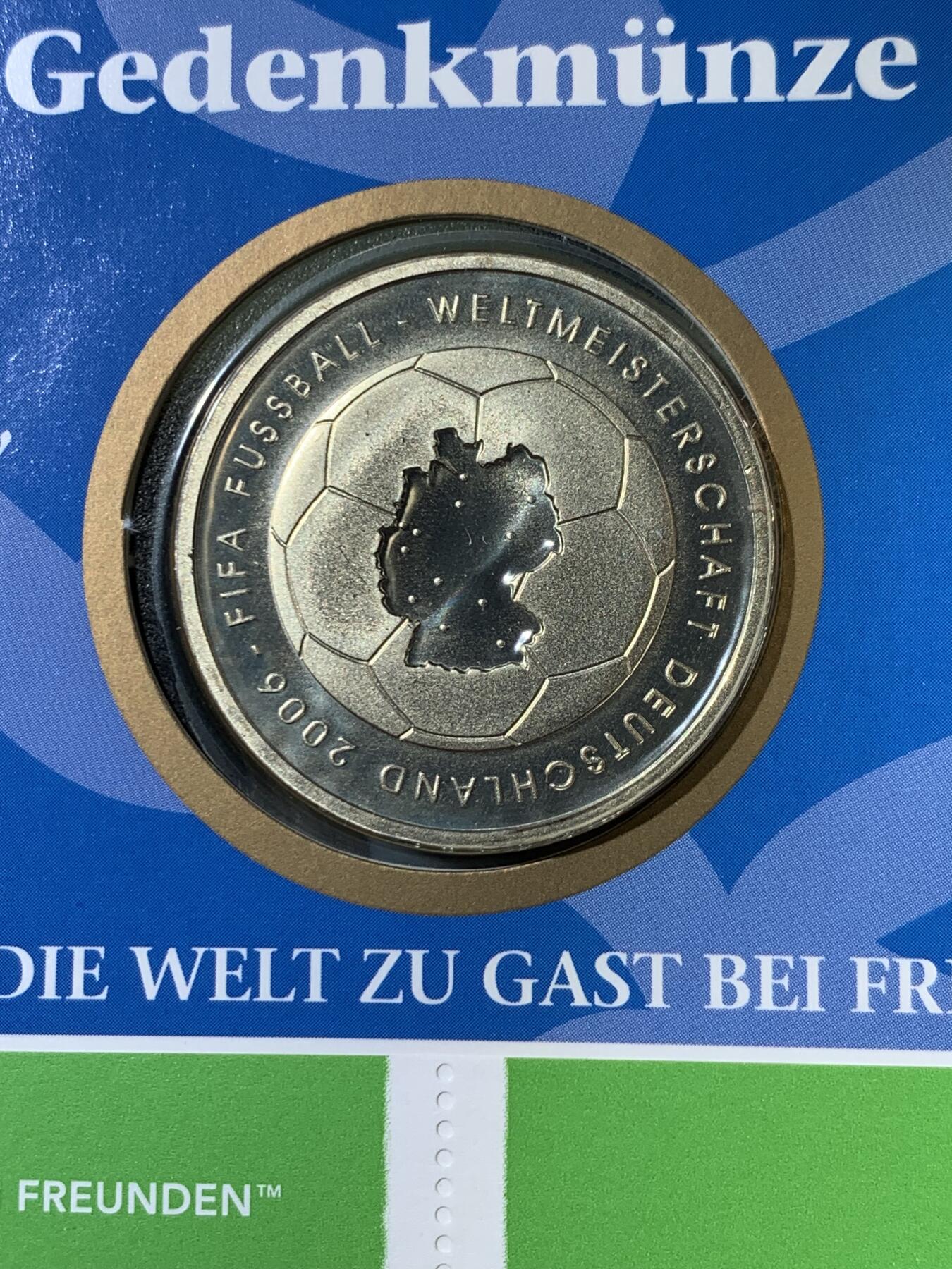 《竞宝斋》第396场 周日，周一，2场连拍 （全场包邮） 德国2003年邮币封 含一枚德国世界杯-足球甲级联赛10欧元银币 925银 18克