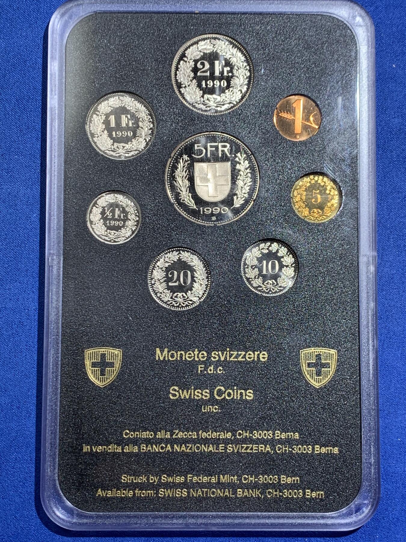 《竞宝斋》第396场 周日，周一，2场连拍 （全场包邮） 瑞士 1990年 八枚套 不同面值 原厂封装 精制PROOF 套币