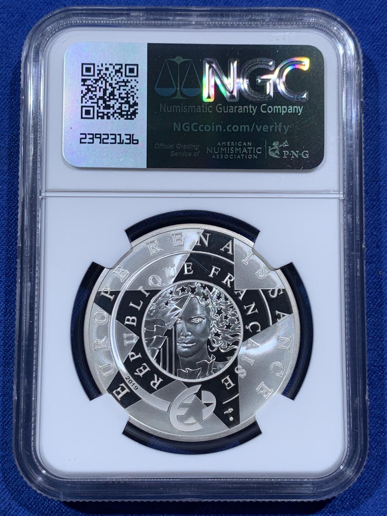 《竞宝斋》第396场 周日，周一，2场连拍 （全场包邮） NGC PF70UC 法国2019年文艺复兴欧洲之星达芬奇逝世500周年10欧精制纪念银币（加厚盒，900银，37MM币径，限量发行5千枚，冠军分少见罕有）盒证齐全