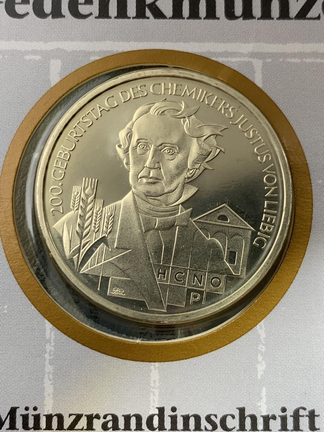 《竞宝斋》第396场 周日，周一，2场连拍 （全场包邮） 德国2003年邮币封 含一枚尤斯图斯·冯·李比希200周年10欧元银币 925银 18克