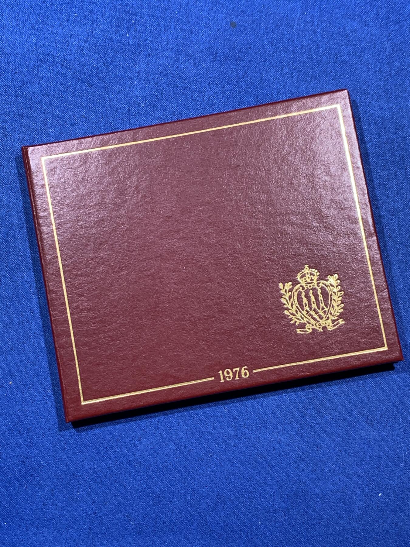 《竞宝斋》第396场 周日，周一，2场连拍 （全场包邮） 卡装 1976年圣马力诺20年的社会保障500里拉银币 11克